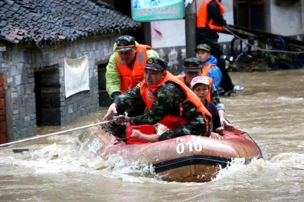 臺(tái)風(fēng)過(guò)后房子如何自救？汽車(chē)如何理賠？